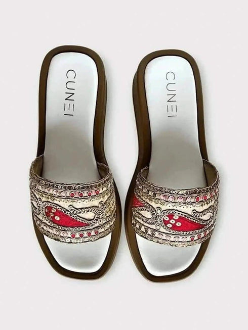 Multicolour Paisley Motif Embroidered Slider - cunei